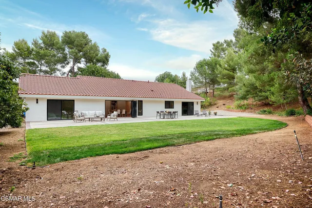 $2,099,000 | 674 Lautrec Court, Thousand Oaks, CA 91360