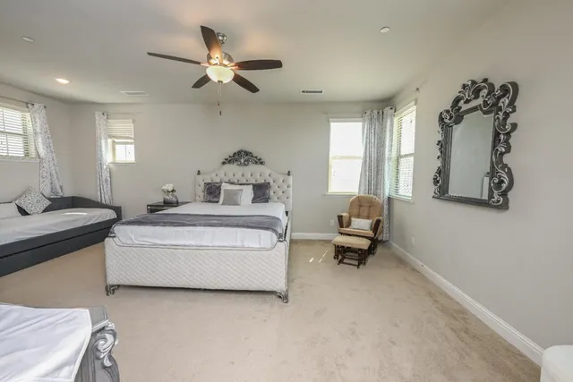 $655,000 | 2833 North Armstrong Avenue, Fresno, CA 93727