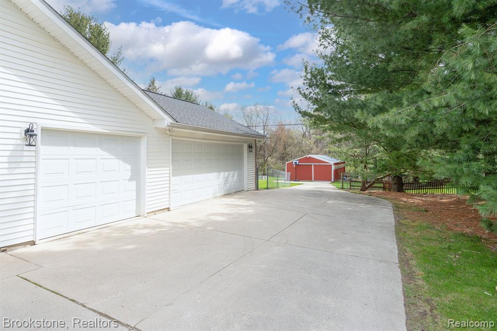 780 East Gunn Road Rochester, MI 48306 - Photo 35 of 56
