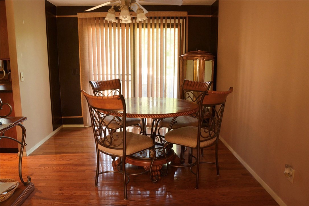 23 Carriage Road Cranston, RI 02920 - Photo 11 of 40 Gallery Image 11