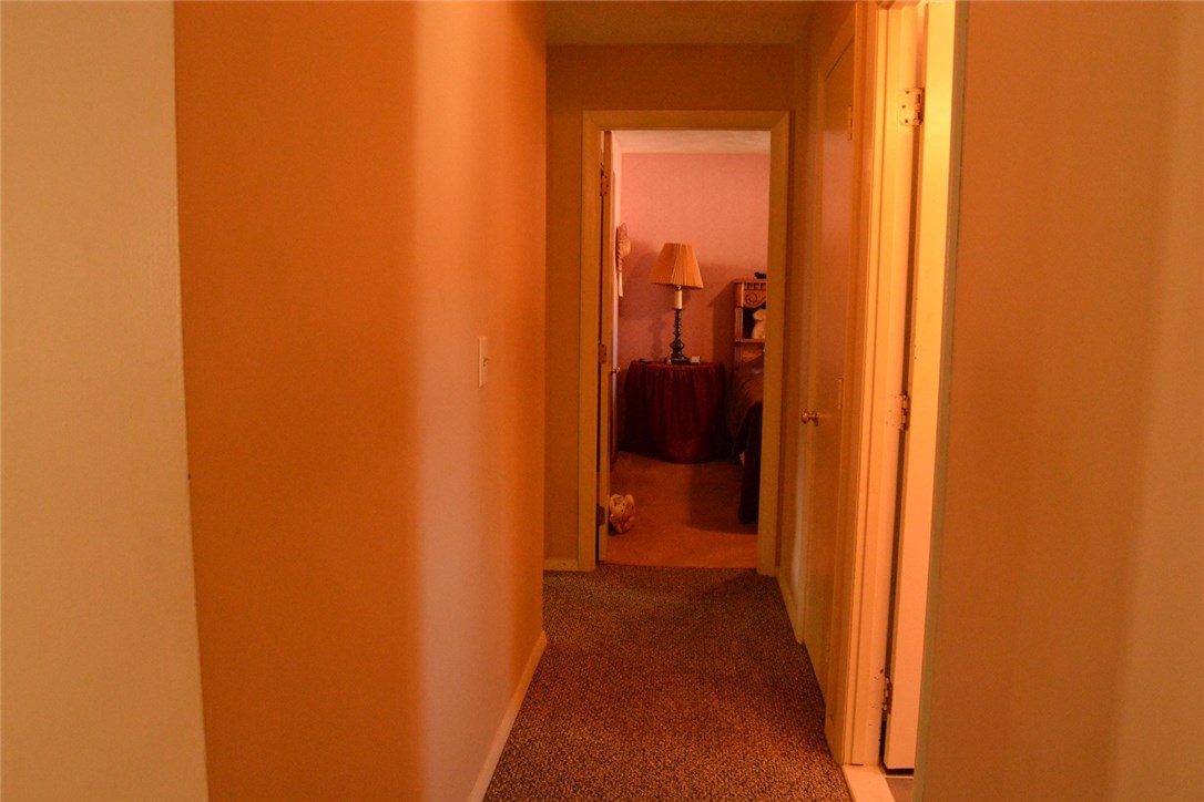 23 Carriage Road Cranston, RI 02920 - Photo 17 of 40 Gallery Image 17