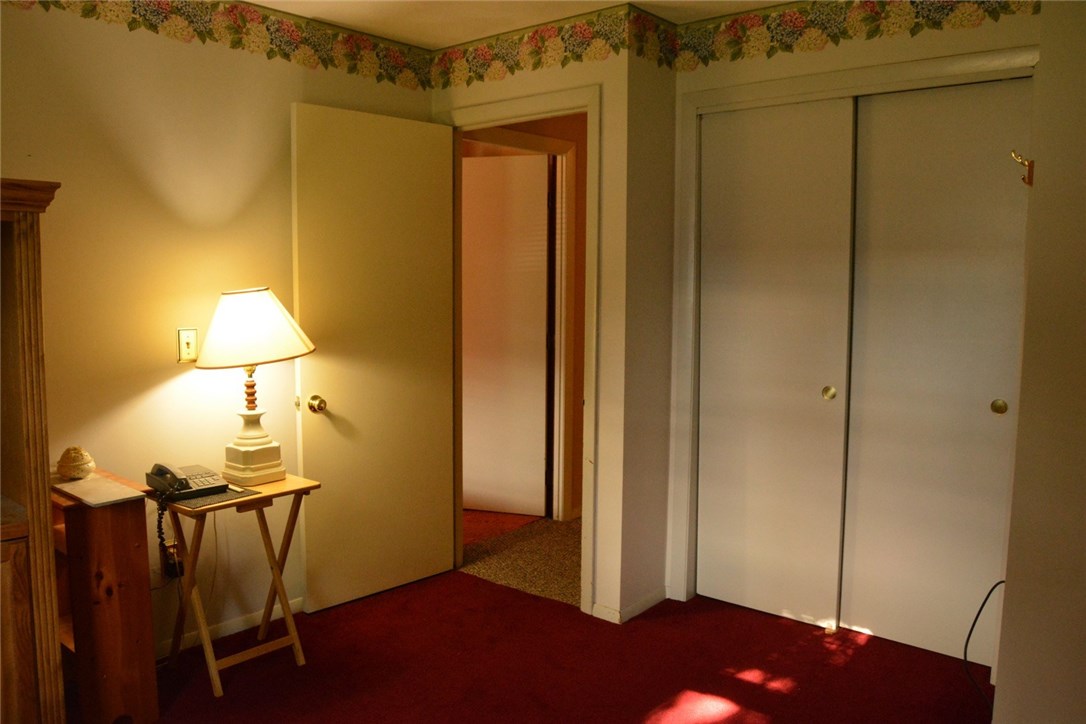 23 Carriage Road Cranston, RI 02920 - Photo 26 of 40 Gallery Image 26