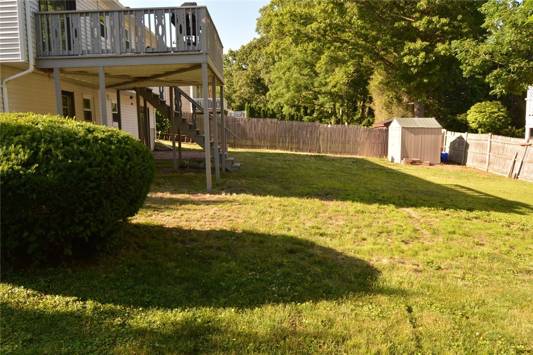 23 Carriage Road Cranston, RI 02920 - Photo 6 of 40 Gallery Image 6