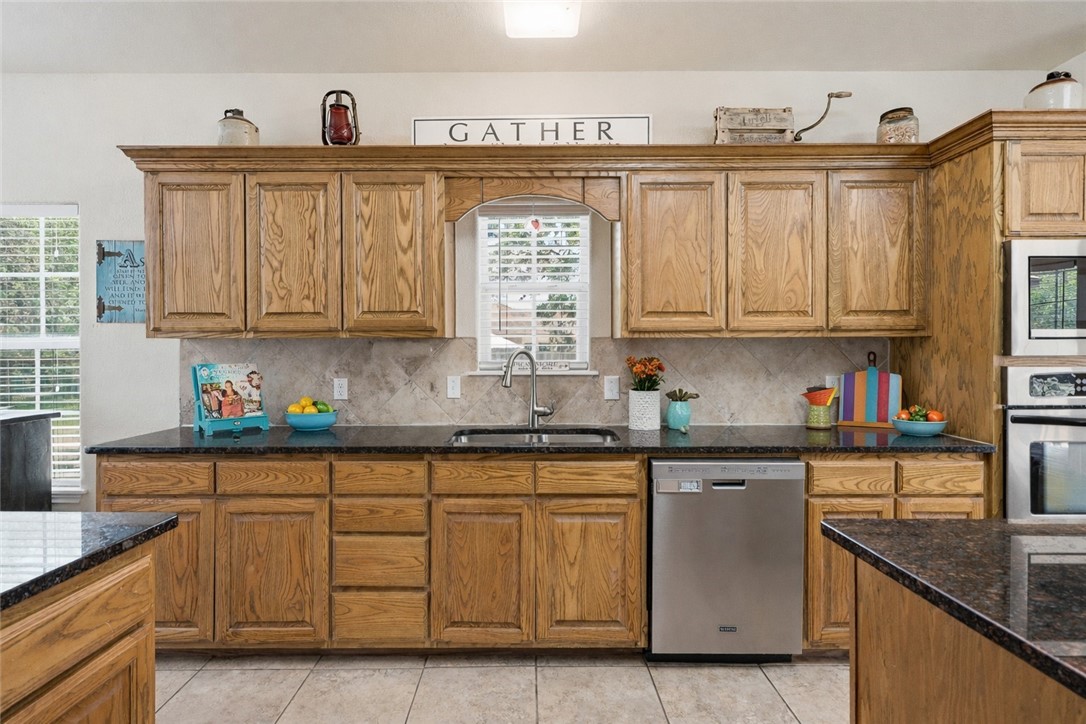 2030 4th Street Ingleside, TX 78362 - Photo 15 of 39