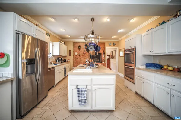 $889,000 | 325 Union Run, Lexington, VA 24450