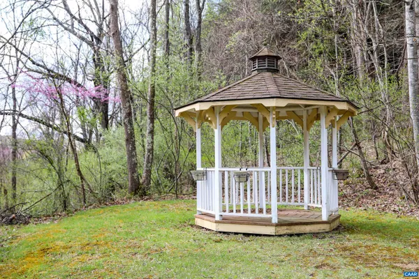 $889,000 | 325 Union Run, Lexington, VA 24450