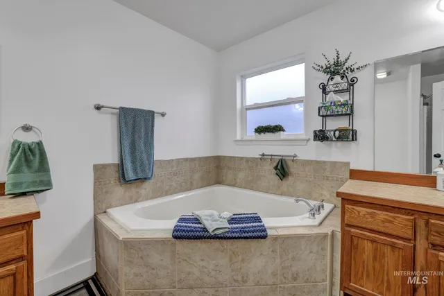 $675,000 | 470 Golf Course Road, Jerome, ID 83338