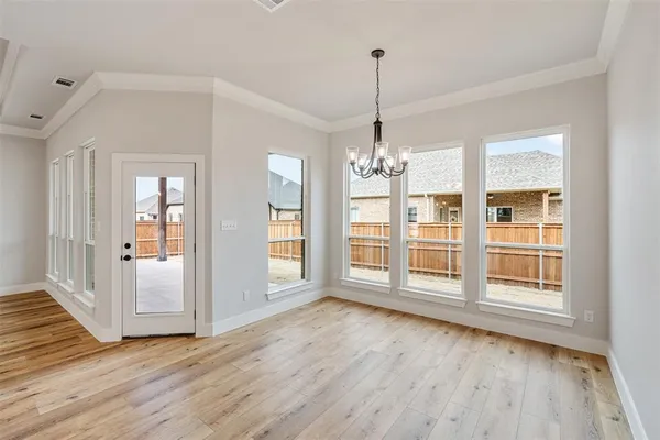 $359,900 | 504 Limestone Circle, Mabank, TX 75147