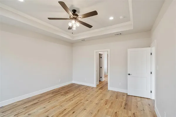 $359,900 | 504 Limestone Circle, Mabank, TX 75147