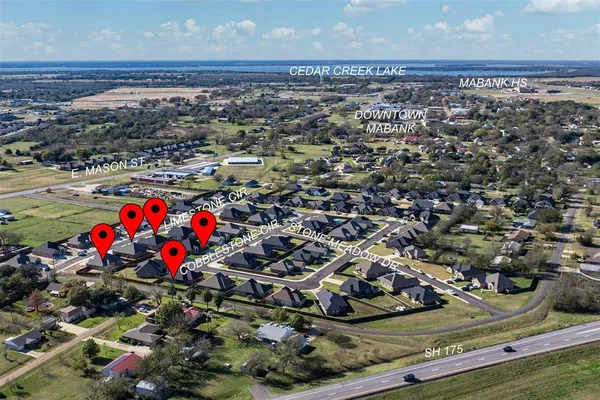 $359,900 | 504 Limestone Circle, Mabank, TX 75147