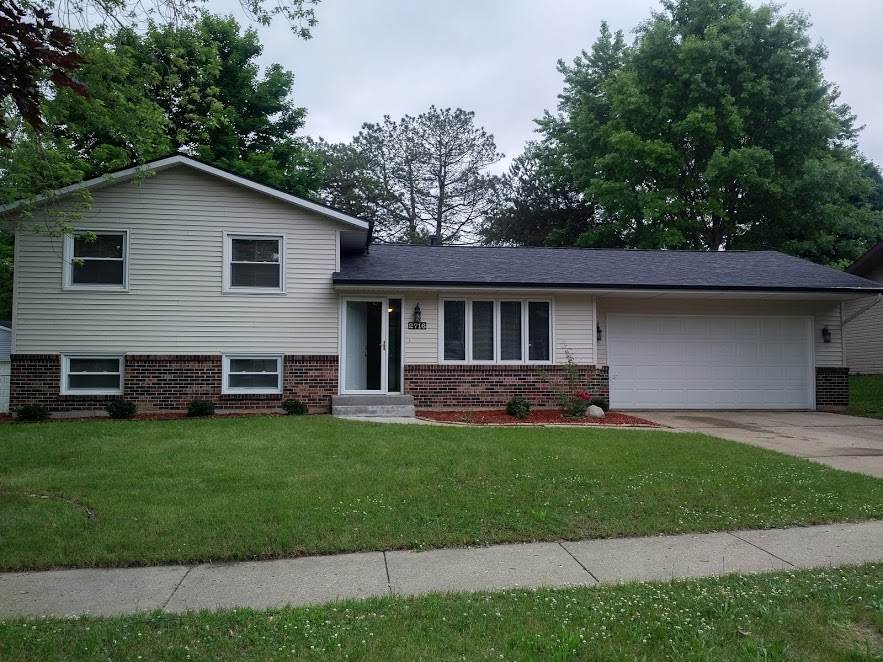 2716 Edelweiss Road Rockford, IL 61109 - Photo 1 of 10 Gallery Image 1