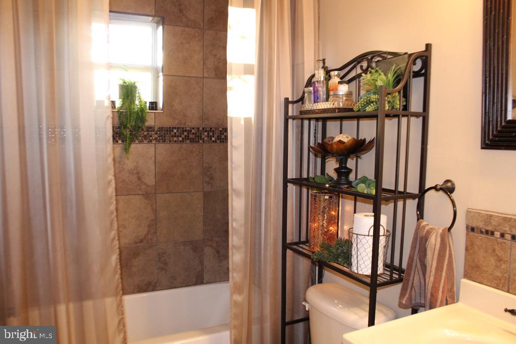 473 Spring Grove Road East Earl, PA 17519 - Photo 28 of 36 Gallery Image 28