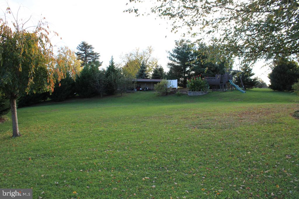 473 Spring Grove Road East Earl, PA 17519 - Photo 5 of 36 Gallery Image 5