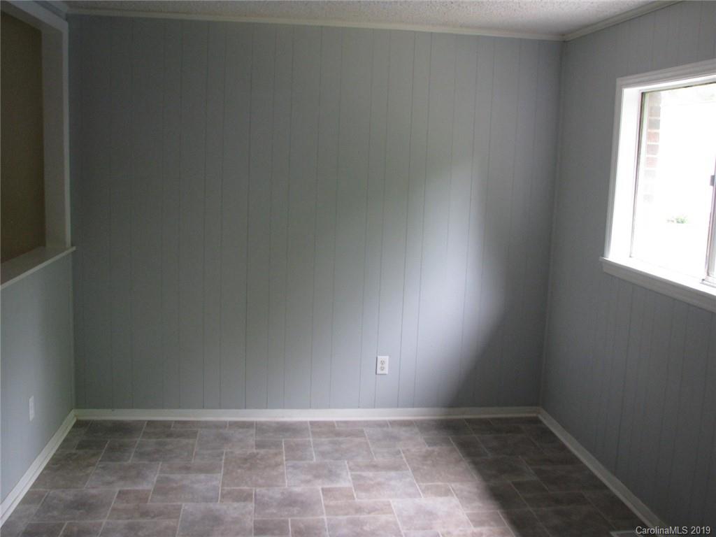 9230 Trinity Road Charlotte, NC 28216 - Photo 4 of 15 Gallery Image 4