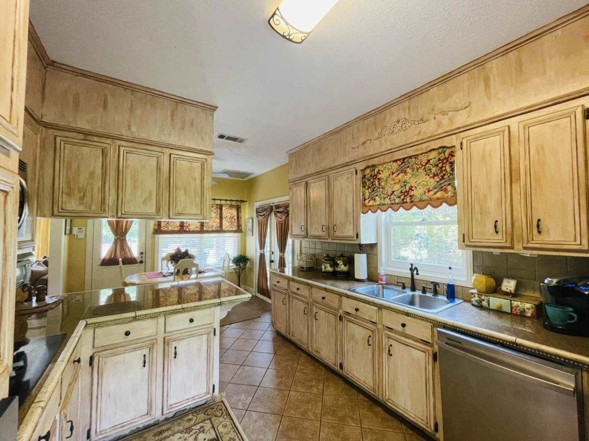 149 McCarty Road Byram, MS 39212 - Photo 16 of 48 Photo 16