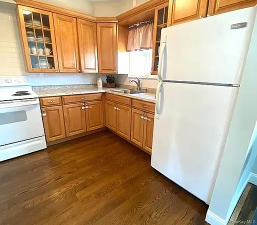 $3,800 | 398 Harrison Avenue, Massapequa, NY 11758