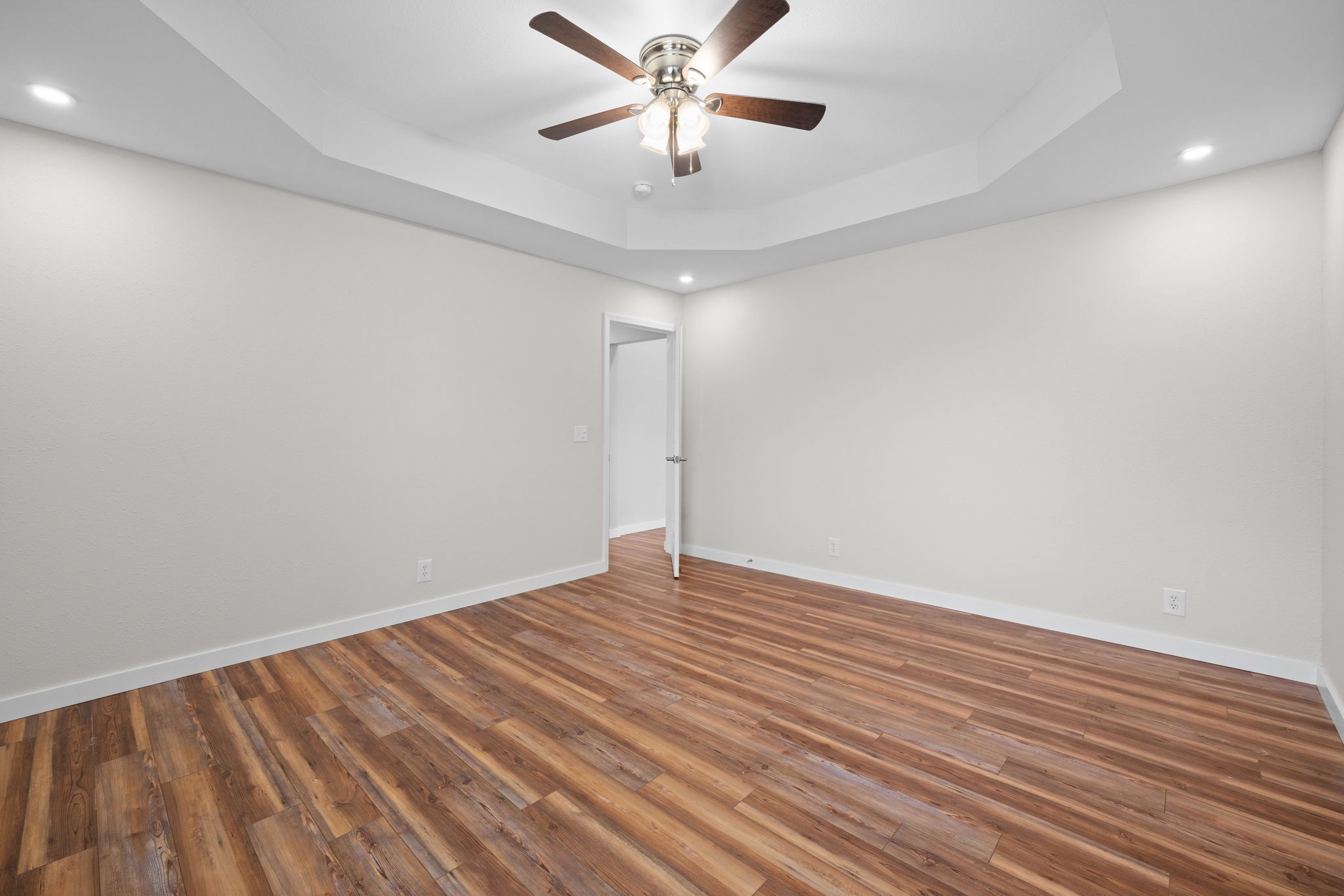 1769 Needmore Road Clarksville, TN 37042 - Photo 14 of 24 Gallery Image 14
