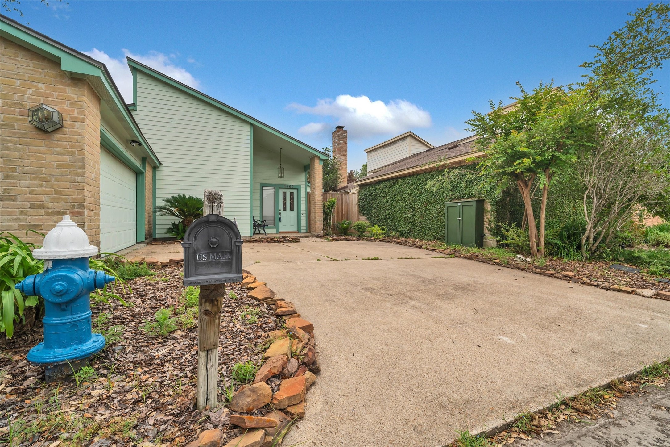 2163 Paso Rello Drive Houston, TX 77077 - Photo 6 of 45