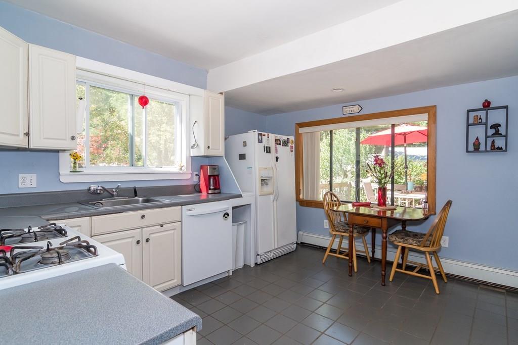 53 Grove Road Natick, MA 01760 - Photo 3 of 21 Gallery Image 3