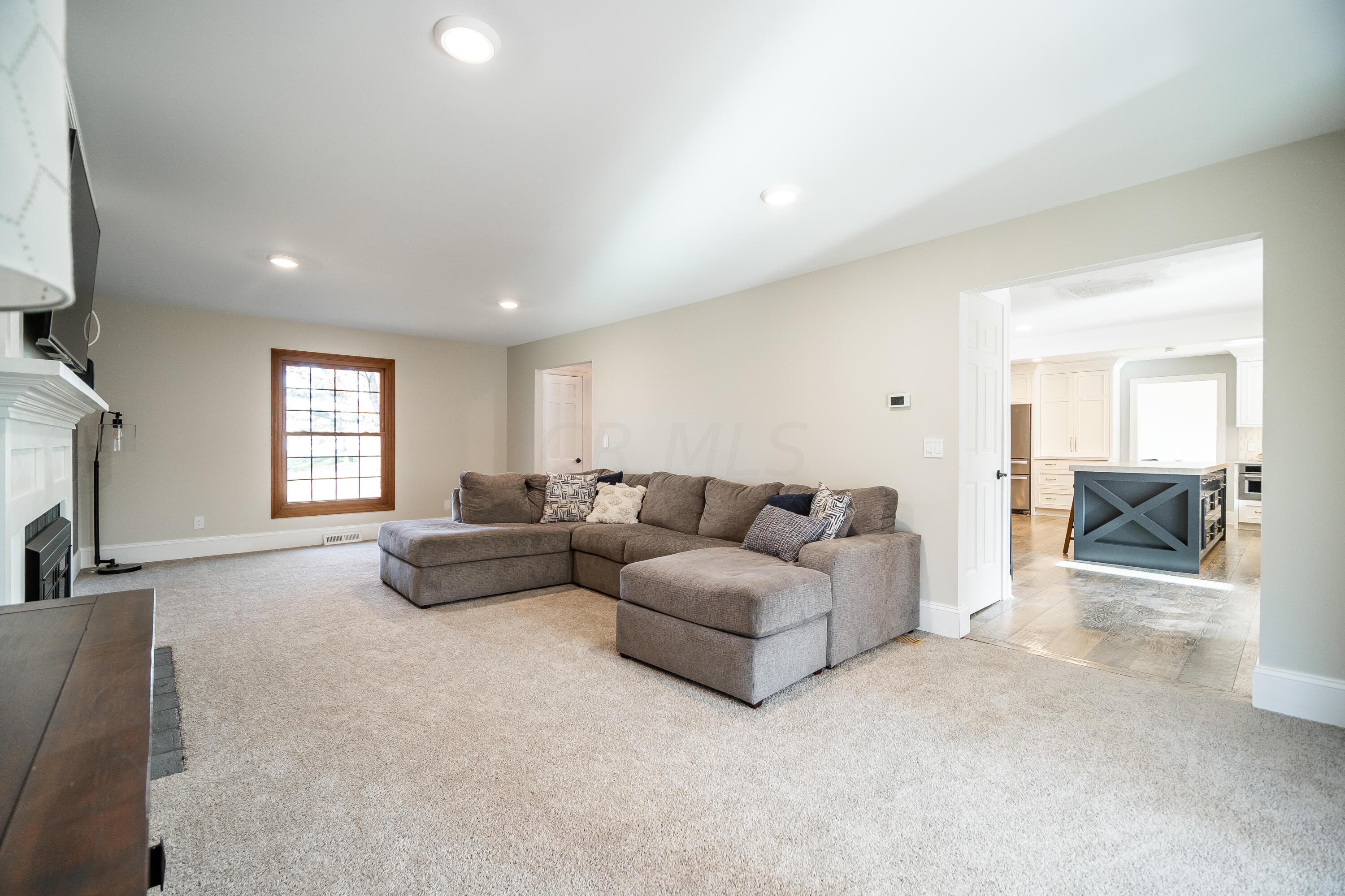 2615 Carriage Road Powell, OH 43065 - Photo 12 of 62 2615 Carriage road (Interior)-12