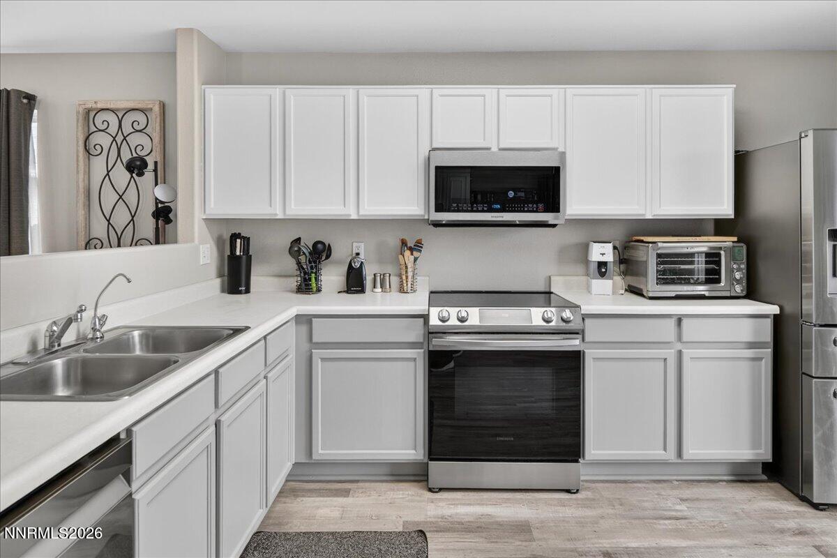 7449 Hebrides Court Reno, NV 89506 - Photo 16 of 30 10-DSC_8858