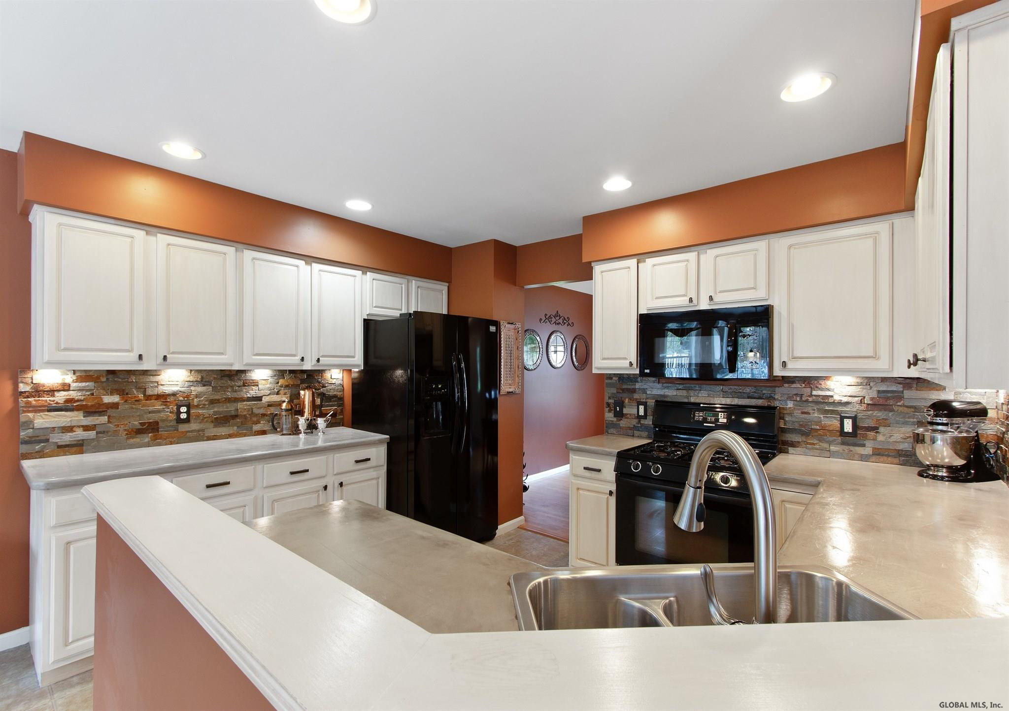 43 Sheffield Road Wilton, NY 12831 - Photo 16 of 38 Photo 16