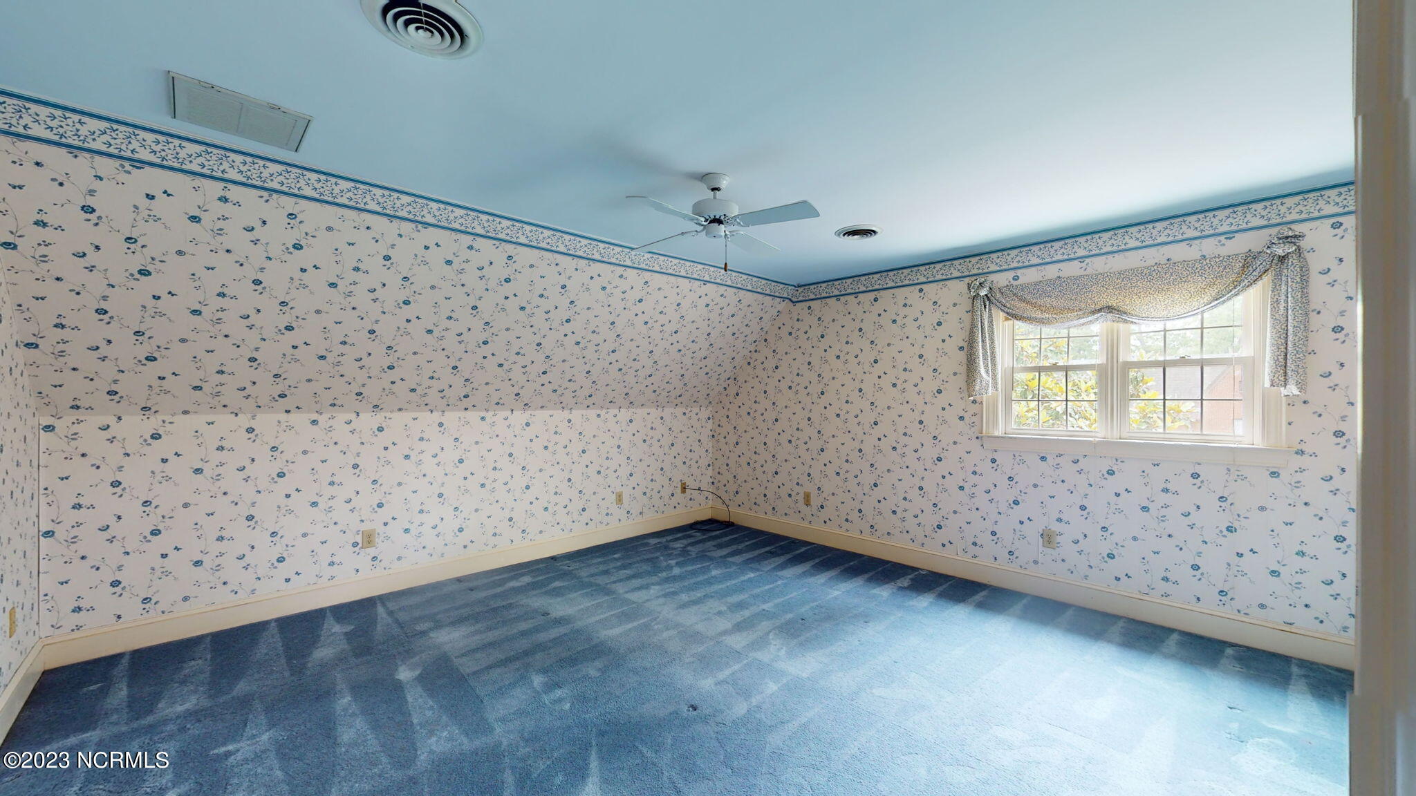 1506 Tryon Road New Bern, NC 28560 - Photo 29 of 55 Guest room suite on third floor