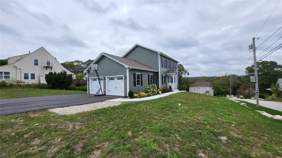 498 Hill Street Coventry, RI 02816 - Photo 3 of 33