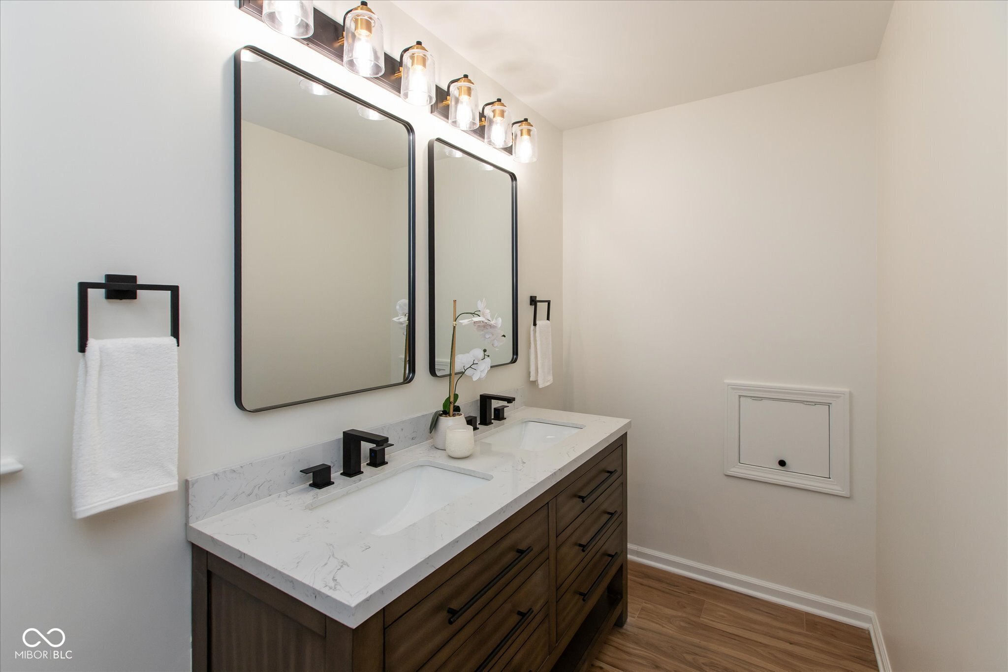 6838 Johnson Road Indianapolis, IN 46220 - Photo 23 of 42