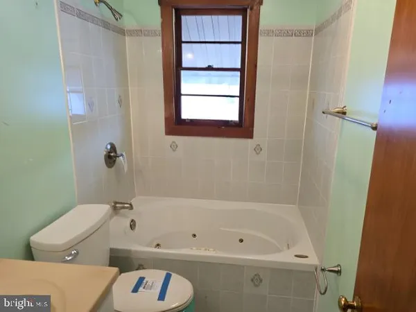 $235,000 | 1502 Garst Road, Shady Side, MD 20764