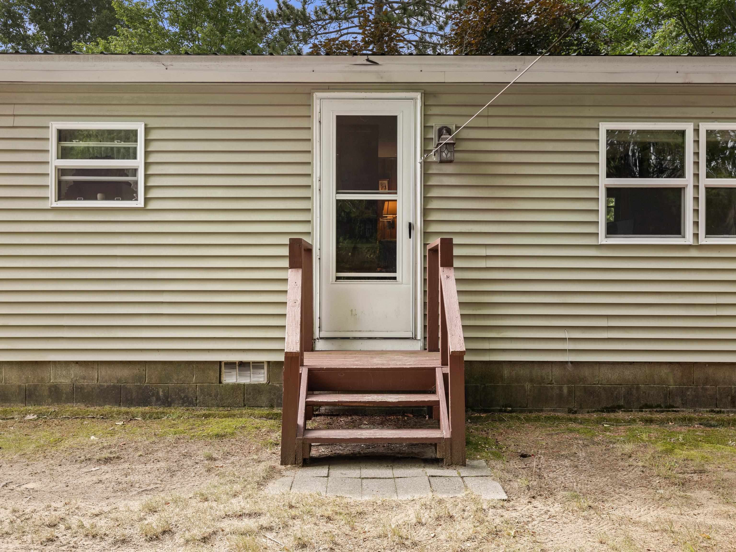 1473 North Lamb Road Interlochen, MI 49643 - Photo 10 of 32 Gallery Image 10