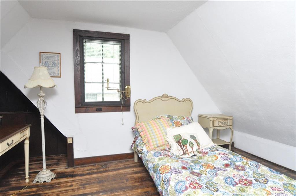 43 East Howard Street Tryon, NC 28782 - Photo 32 of 44 Gallery Image 32