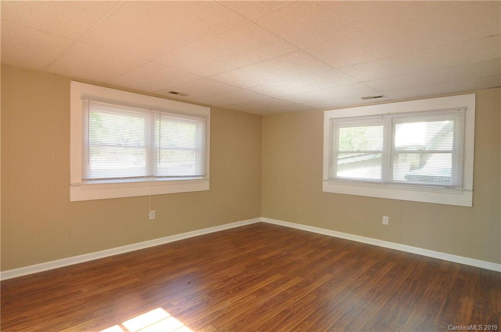 43 East Howard Street Tryon, NC 28782 - Photo 35 of 44 Gallery Image 35