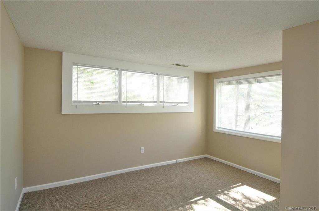 43 East Howard Street Tryon, NC 28782 - Photo 42 of 44 Gallery Image 42