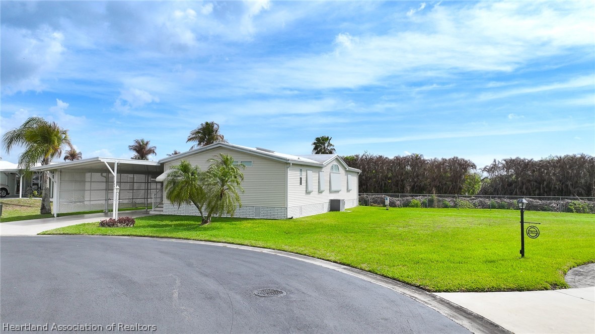 1641 Southwest 35th Circle Okeechobee, FL 34974 - Photo 2 of 44