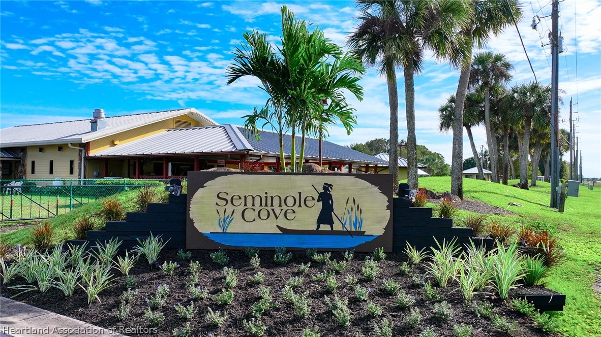 1641 Southwest 35th Circle Okeechobee, FL 34974 - Photo 38 of 44