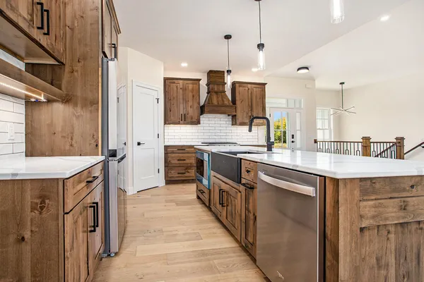 $699,900 | 7960 North Westnedge Avenue, Kalamazoo, MI 49009