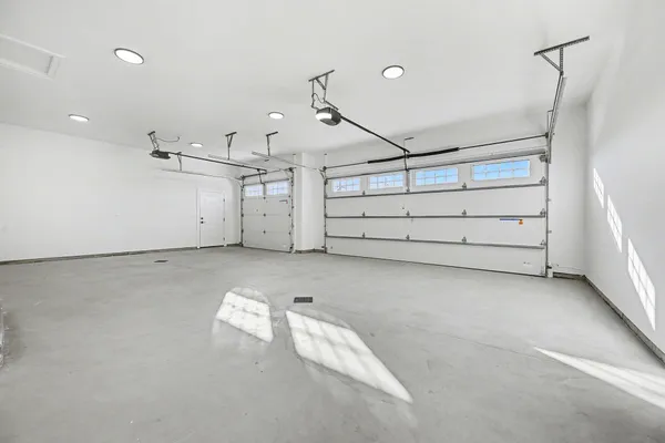 $699,900 | 7960 North Westnedge Avenue, Kalamazoo, MI 49009