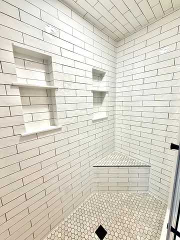 $739,900 | 7960 North Westnedge Avenue, Kalamazoo, MI 49009