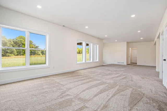 $739,900 | 7960 North Westnedge Avenue, Kalamazoo, MI 49009