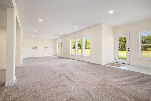 $739,900 | 7960 North Westnedge Avenue, Kalamazoo, MI 49009