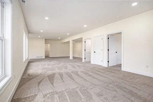 $699,900 | 7960 North Westnedge Avenue, Kalamazoo, MI 49009