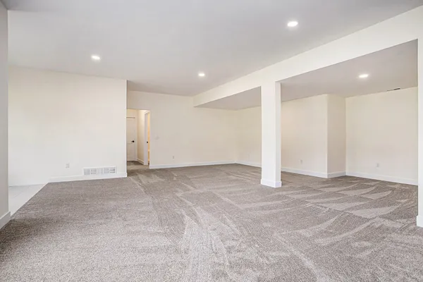 $699,900 | 7960 North Westnedge Avenue, Kalamazoo, MI 49009