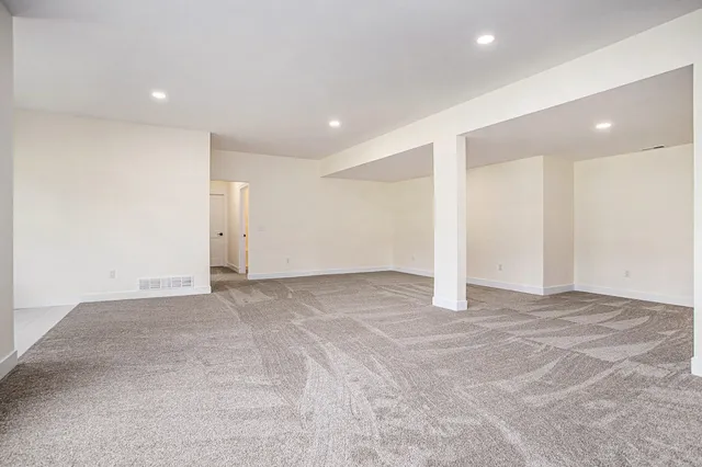 $739,900 | 7960 North Westnedge Avenue, Kalamazoo, MI 49009