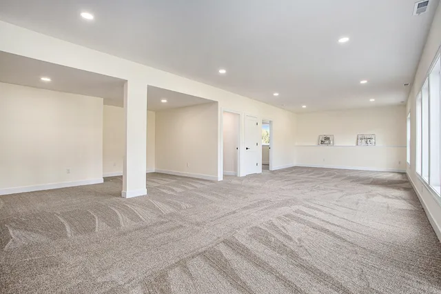 $739,900 | 7960 North Westnedge Avenue, Kalamazoo, MI 49009