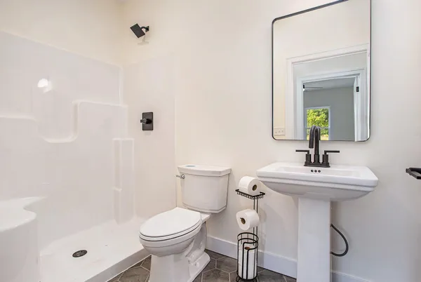 $699,900 | 7960 North Westnedge Avenue, Kalamazoo, MI 49009