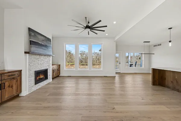 $699,900 | 7960 North Westnedge Avenue, Kalamazoo, MI 49009