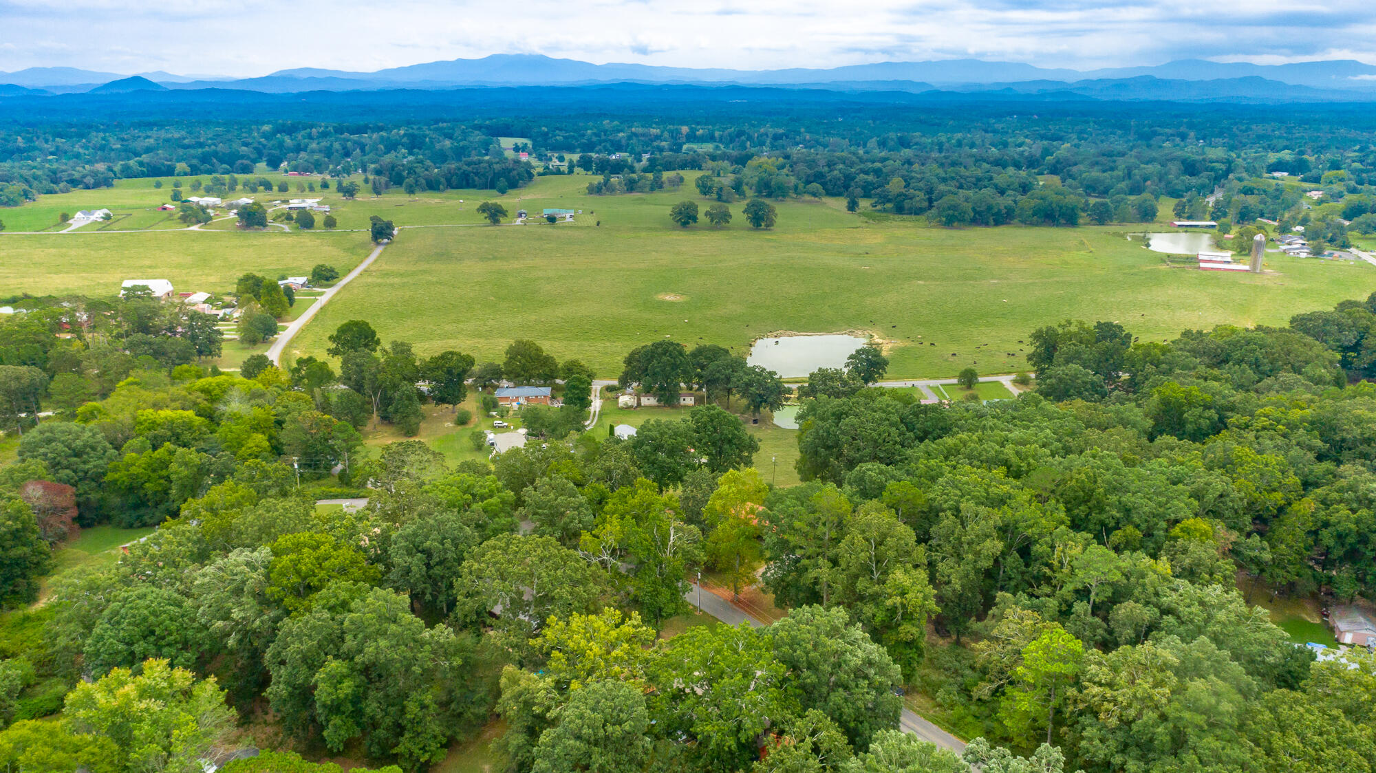 998 Thompson Springs Road Southeast Cleveland, TN 37323 - Photo 35 of 36 998 Thompson Springs Road SE HD-57