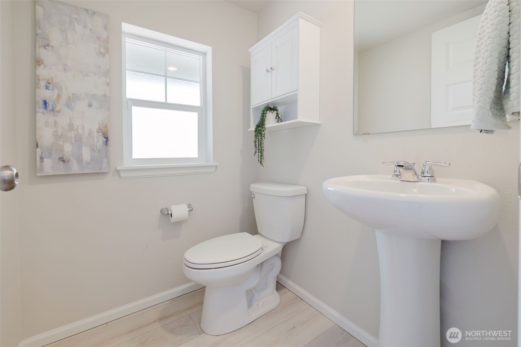 948 Panoramic Loop Bremerton, WA 98312 - Photo 14 of 30 a bathroom with a sink toilet and a mirror