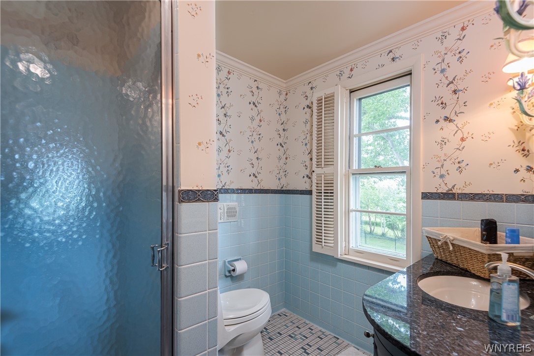 921 Middle Road Henrietta, NY 14543 - Photo 39 of 47